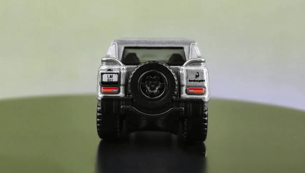 Машинка Большой Город Matchbox Lamborghini LM002 Off-Road 1:64 HLV94/HVP22 Grey - Retromagaz, image 4