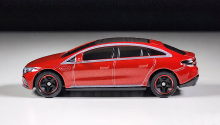 Машинка Premium Matchbox 2022 Mercedes-Benz EQS Collectors 1:64 HVW23 Red - Retromagaz, image 4