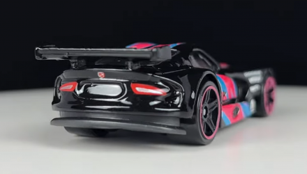 Тематична Машинка Hot Wheels SRT Viper GTS-R Neon Speeders 1:64 HLH72/HLH78 Black - Retromagaz, image 3