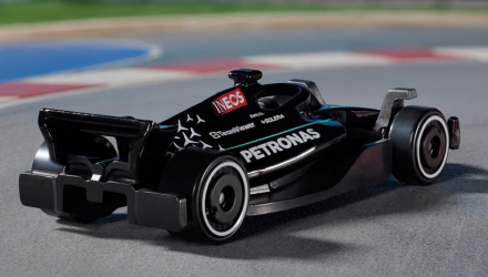 Набор Машинка Базовая Hot Wheels Oracle Red Bull Racing Formula 1 Track Aces 1:64 HYW10 Blue  + Mercedes-AMG Petronas Formula 1 One Team Black + Williams Racing Formula 1 image_4 Набор Машинка Базовая Hot Wheels Oracle Red Bull Racing Formula 1 Track Aces 1:64 HYW10 Blue  + Mercedes-AMG Petronas Formula 1 One Team Black + Williams Racing Formula 1 - Retromagaz, image 4