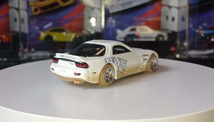 Тематическая Машинка Hot Wheels 1995 Mazda RX-7 Fast & Furious 1:64 JKX16 White - Retromagaz, image 2