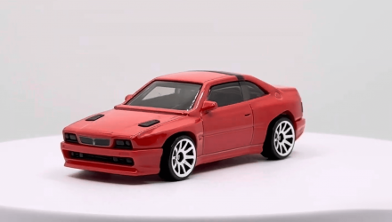 Машинка Базова Hot Wheels Maserati Shamal Metro 1:64 HYW21 Red - Retromagaz, image 2