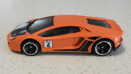 Тематическая Машинка Hot Wheels Lamborghini Aventador LP 700-4 Gran Turismo 1:64 DJL20 Orange - Retromagaz, image 3