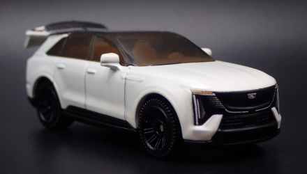 Тематическая Машинка Matchbox 2025 Cadillac Escalade IQ Moving Parts 1:64 JBW59 White image_3 Тематическая Машинка Matchbox 2025 Cadillac Escalade IQ Moving Parts 1:64 JBW59 White - Retromagaz, image 3