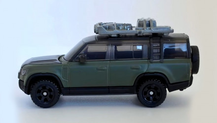 Тематична Машинка Matchbox Land Rover Defender 130 Moving Parts 1:64 JHV56 Green - Retromagaz, image 3