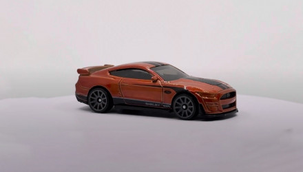 Машинка Базова Hot Wheels 2020 Ford Mustang Shelby GT500 Mustang 60th 1:64 JBB16 Orange - Retromagaz, image 2