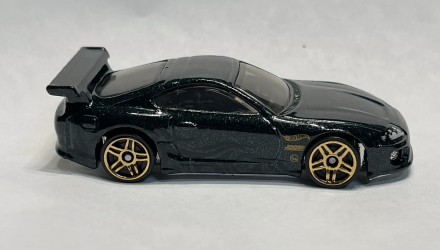 Машинка Базовая Hot Wheels Toyota Supra The `90S 1:64 HTB09 Green - Retromagaz, image 2