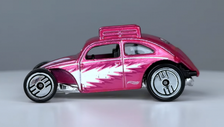 Тематическая Машинка Hot Wheels Custom Volkswagen Beetle Ultra Hots 1:64 HDG52/HRX15 Pink - Retromagaz, image 3