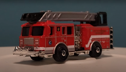 Тематична Машинка Matchbox Seagrave Fire Truck Moving Parts 1:64 FWD28/HVM99 Red - Retromagaz, image 2