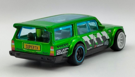 Машинка Базовая Hot Wheels Volvo 240 Drift Wagon Super Treasure Hunt STH Slammed 1:64 HKL19 Green - Retromagaz, image 3