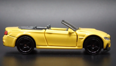 Тематическая Машинка Matchbox 2020 BMW M4 Cabriolet Moving Parts 1:64 JBW85 Yellow - Retromagaz, image 2