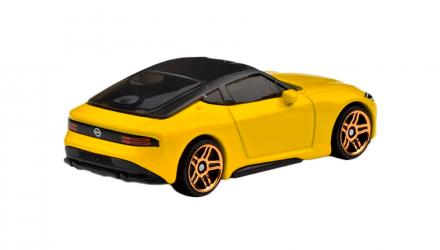 Машинка Базова Hot Wheels Nissan Z Proto Factory Fresh 1:64 HCT13 Yellow - Retromagaz, image 3