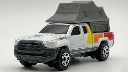 Машинка Большой Город Matchbox 2016 Toyota Tacoma Off-Road 1:64 HFT21 White - Retromagaz, image 2