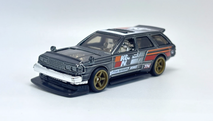 Машинка Базовая Hot Wheels Nissan Maxima Drift Car Super Treasure Hunt STH Wagons 1:64 JJM26 Black - Retromagaz, image 1