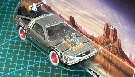 Машинка Premium Hot Wheels Back to the Future Time Machine - 1955 Pop Culture 1:64 JHW94 Grey - Retromagaz, image 1