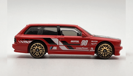 Машинка Базова Hot Wheels BMW M3 Wagon Modified 1:64 HTD89 Red - Retromagaz, image 3