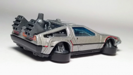 Машинка Базовая Hot Wheels DeLorean DMC-12 Back to the Future Time Machine - Hover Mode Screen Time 1:64 FYC50 Silver - Retromagaz, image 3