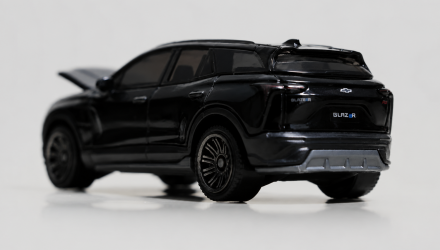 Тематична Машинка Matchbox 2024 Chevy Blazer EV Moving Parts 1:64 JHV48 Black - Retromagaz, image 2