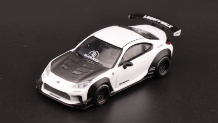 Машинка Premium MINI GT GR86 LB Nation 1:64 MGT00769 White - Retromagaz, image 4