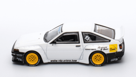 Машинка Premium INNO64 Toyota AE86 Trueno "Pandem / Rocket Bunny" 1:64 White - Retromagaz, image 3