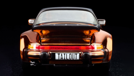 Машинка Premium Hot Wheels Porsche Porsche 911 Turbo 3.3 Targa Red Line Club RLC 1:64 JJY65 Bronze - Retromagaz, image 5