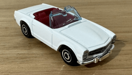 Машинка Большой Город Matchbox 1963 Mercedes-Benz 230 SL Showroom 1:64 HVL11/HVN39 White - Retromagaz, image 1