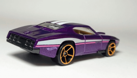 Машинка Базовая Hot Wheels Custom Otto Muscle Mania 1:64 GHD11 Purple - Retromagaz, image 3