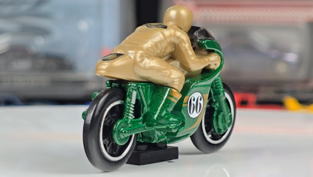 Машинка Базовая Hot Wheels 1966 Triumph Tiger 100 Treasure Hunts Moto 1:64 JBC32 Green - Retromagaz, image 2