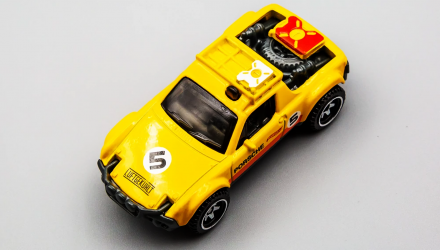 Машинка Базовая Hot Wheels Porsche 914 Safari Luftgekult Nightburnerz 1:64 GHB50 Yellow - Retromagaz, image 4