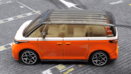 Машинка Базовая Hot Wheels Volkswagen ID. Buzz Vans 1:64 HTB94 Orange - Retromagaz, image 3