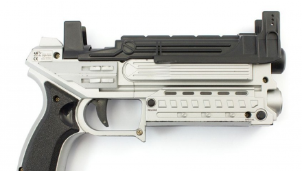 Пистолет Проводной 4Gamers PlayStation 2 SPC021 Ballistic Light Gun Controller Silver 1.5m Б/У image_4 Пистолет Проводной 4Gamers PlayStation 2 SPC021 Ballistic Light Gun Controller Silver 1.5m Б/У - Retromagaz, image 4