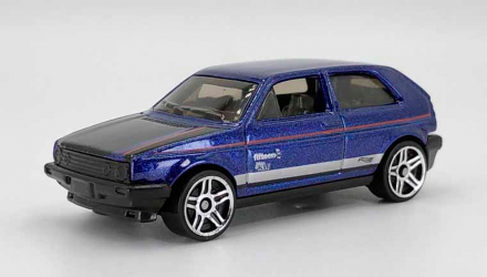 Машинка Базова Hot Wheels Volkswagen Golf MK2 Volkswagen 1:64 FYF76 Dark Blue - Retromagaz, image 2