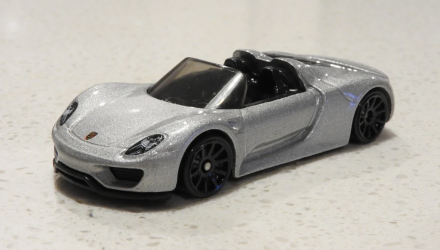 Машинка Базова Hot Wheels Porsche 918 Spyder Factory Fresh 1:64 FPT66 Metallic Silver - Retromagaz, image 3