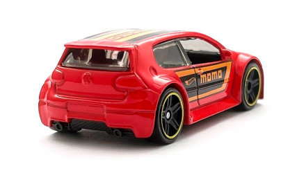 Машинка Базова Hot Wheels Volkswagen Golf GTI MOMO Volkswagen 1:64 FYD58 Red - Retromagaz, image 3