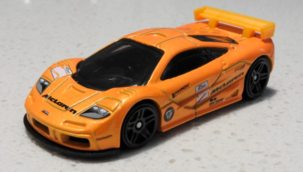 Тематическая Машинка Hot Wheels McLaren F1 GTR Gran Turismo 1:64 FKF34 Orange - Retromagaz, image 2