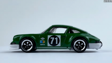 Тематична Машинка Hot Wheels 1971 Porsche 911 Vintage Racing Club 1:64 HRT81/HRV04 Green - Retromagaz, image 4