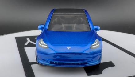 Тематическая Машинка Matchbox Tesla Model 3 Moving Parts 1:64 FWD28/HVN16 Blue - Retromagaz, image 5