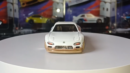 Тематическая Машинка Hot Wheels 1995 Mazda RX-7 Fast & Furious 1:64 JKX16 White - Retromagaz, image 4