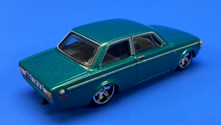 Машинка Premium Hot Wheels '73 Volvo 142 GL AutoStrasse 1:64 HCJ87 Turquoise - Retromagaz, image 3