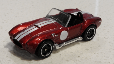 Машинка Базова Hot Wheels Shelby Cobra 427 S/C Muscle Mania 1:64 GTB48 Red - Retromagaz, image 2