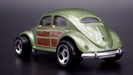 Машинка Базова Hot Wheels Volkswagen Beetle Compact Kings 1:64 HCW88 Green - Retromagaz, image 4