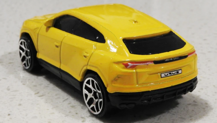 Машинка Базова Hot Wheels '17 Lamborghini Urus Exotics 1:64 GHB36 Yellow - Retromagaz, image 3