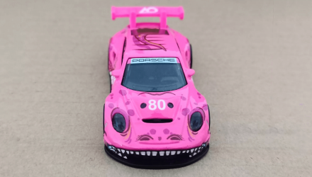 Машинка Premium Hot Wheels "Rexy" Porsche 911 GT3 R (992) Chase Race Day 1:64 HRV96 Pink - Retromagaz, image 3