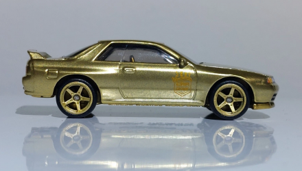 Машинка Premium Hot Wheels Nissan Skyline GT-R (BNR32) Chase Vintage Racing Club 1:64 JKF23 Gold - Retromagaz, image 2