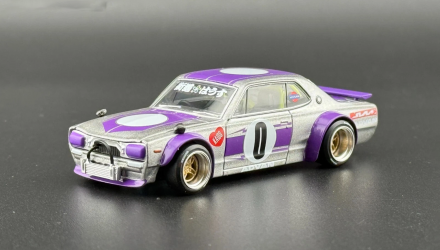 Машинка Premium Kaido House x MiNI GT Nissan Skyline 2000GT-R (KPGC10) Kaido Works V1 1:64 KGMG165 Silver - Retromagaz, image 1