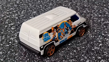 Машинка Базова Hot Wheels 70s Van Space Jam: A New Legacy Space 1:64 GRY76 White - Retromagaz, image 3