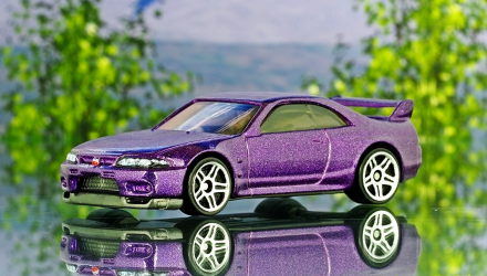 Машинка Базова Hot Wheels Nissan Skyline GT-R R33 Then and Now 1:64 FJY75 Purple - Retromagaz, image 1