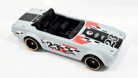 Машинка Базовая Hot Wheels Triumph TR6 Treasure Hunts Track Champs 1:64 JBC34 Grey Машинка Базовая Hot Wheels Triumph TR6 Treasure Hunts Track Champs 1:64 JBC34 Grey - Retromagaz, image 1