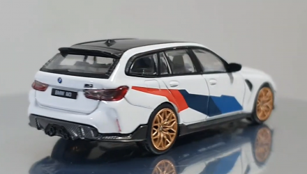 Машинка Premium MINI GT BMW M3 M Performance Touring 1:64 MGT00776-CH White - Retromagaz, image 2