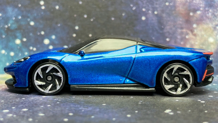 Машинка Базовая Hot Wheels Automobili Pininfarina Battista Exotics 1:64 HCX53 Blue - Retromagaz, image 3